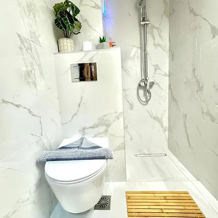 Opal Luxury By The Sea *