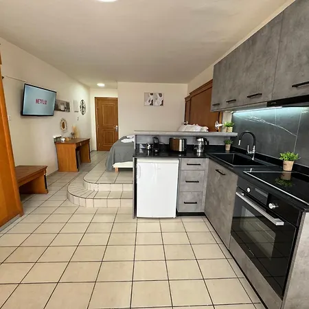 Opal Luxury By The Sea *