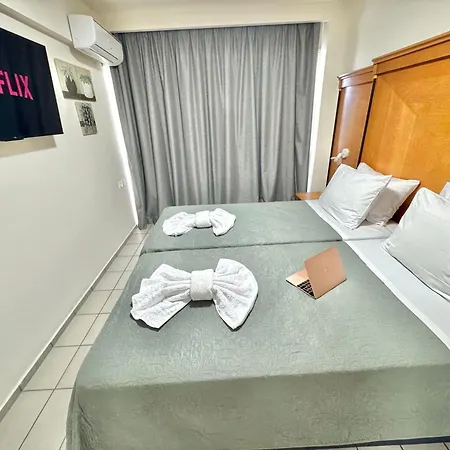 Opal Luxury By The Sea