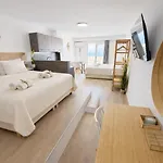 Opal Luxury By The Sea *