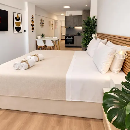 Opal Luxury By The Sea Апартаменты *