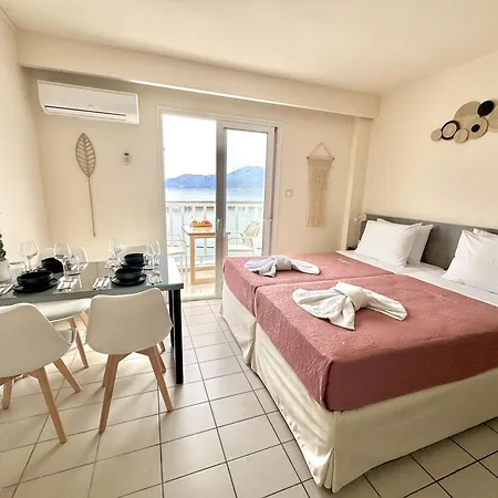 Opal Luxury By The Sea *