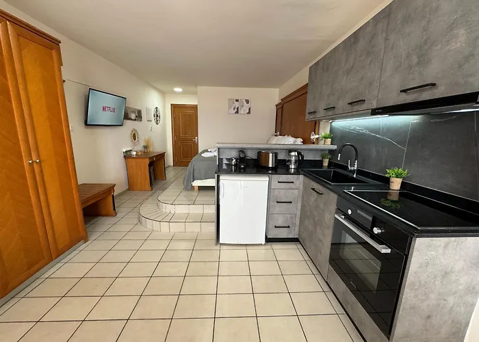 Opal Luxury By The Sea *