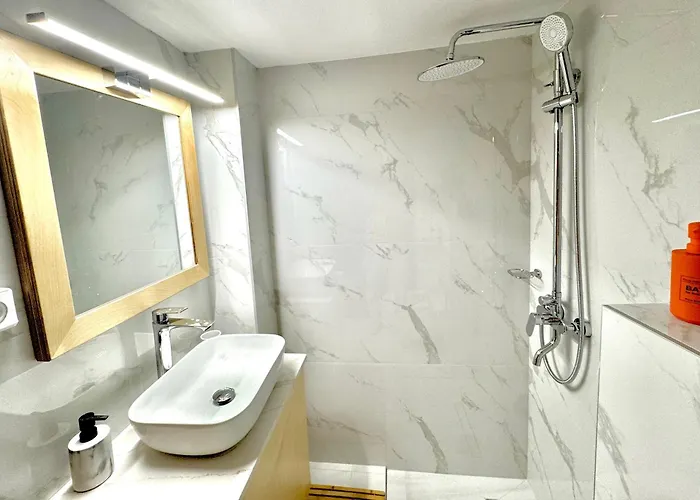 Opal Luxury By The Sea Apartment *